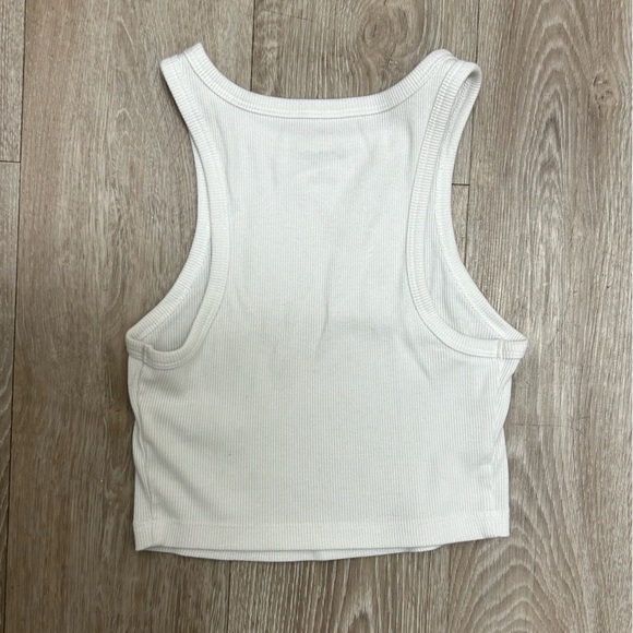 Cropped Ribbed Tank - Picture 5 of 5